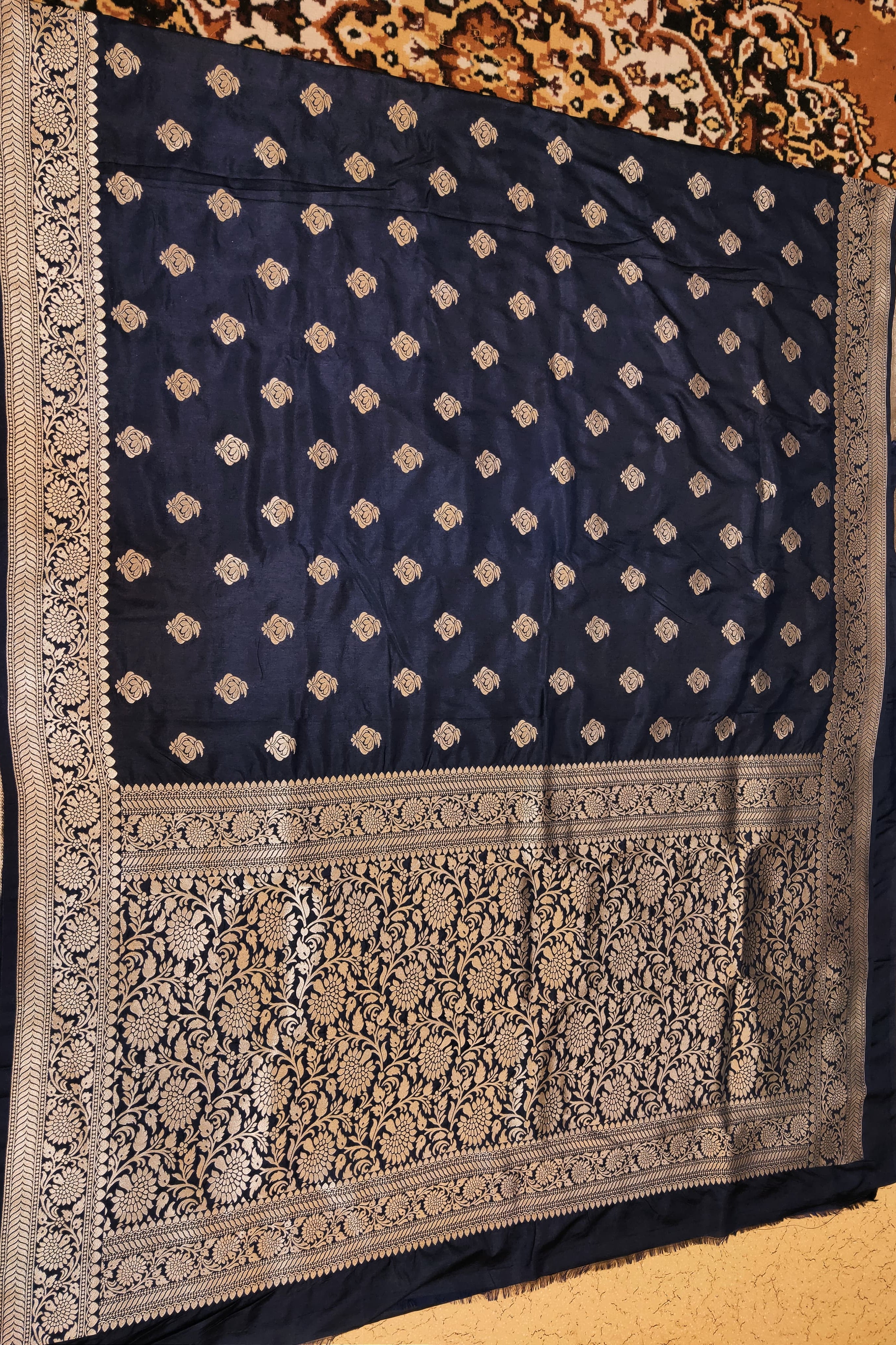 navy blue dola flat open